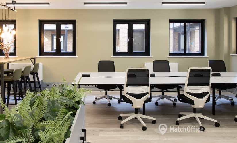 Office Hatchers Yard SE1 3LE East London