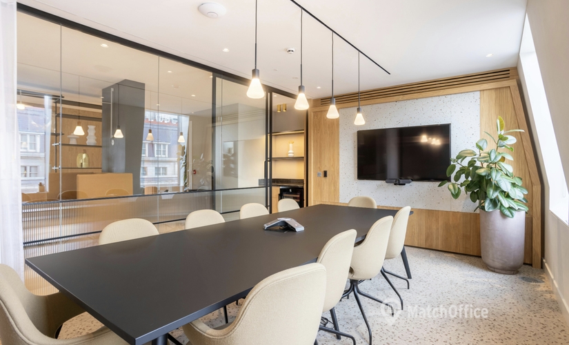 Business center Savoy Strand WC2R 0AA West London
