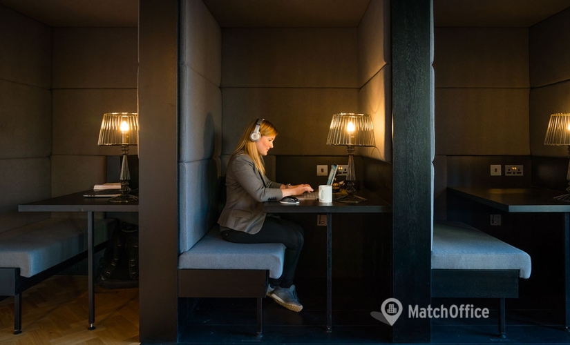 Meeting room New Station Street LS1 4JB Leeds City Centre