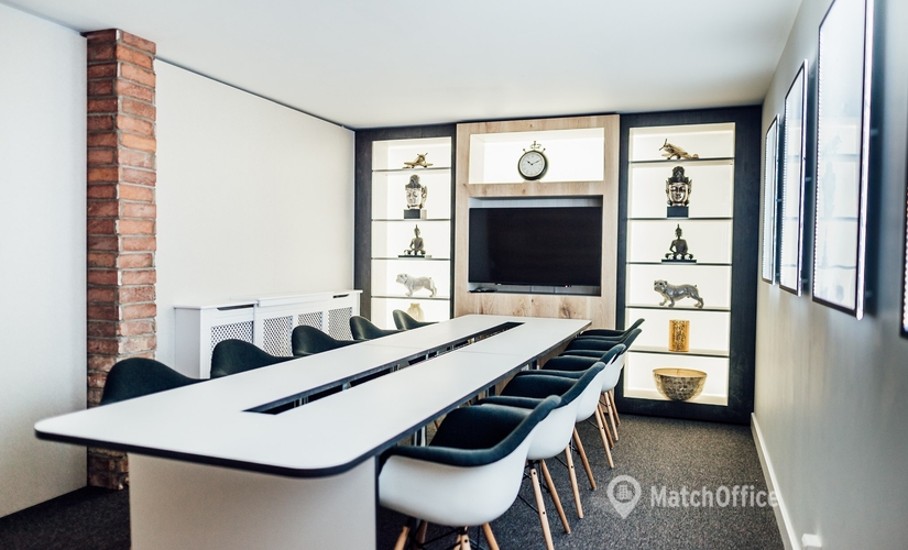 Business center in Farnborough, Invincible Road 30, 1041 m² - MatchOffice.co.uk