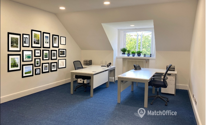  Conference room in Leeds City Centre, Vicarage Chambers (LS1 2LH) - 3 | MatchOffice