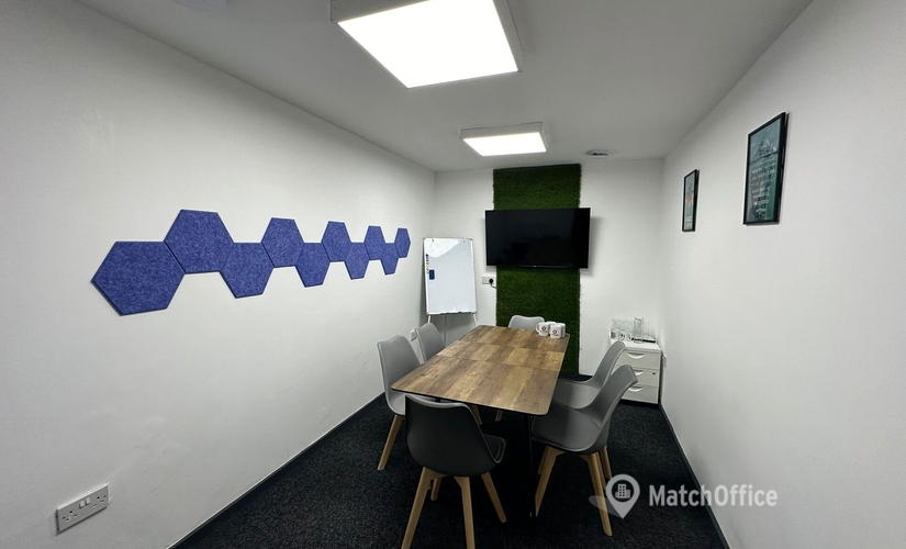 400 m² Serviced office in Wakefield, 225 Denby Dale Road (WF2 7AJ) - 1 | MatchOffice.com