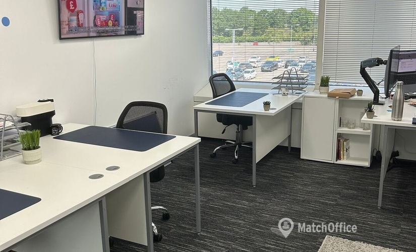 10 m² Serviced office in Crawley, High Street 125 (RH10 1DQ) - 0 | MatchOffice
