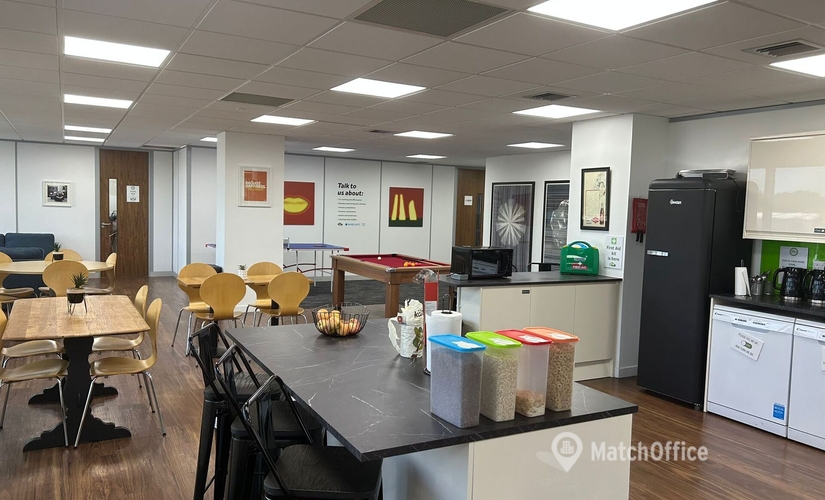 10 m² Business park in Crawley, High Street 125 (RH10 1DQ) - 0 | MatchOffice.com