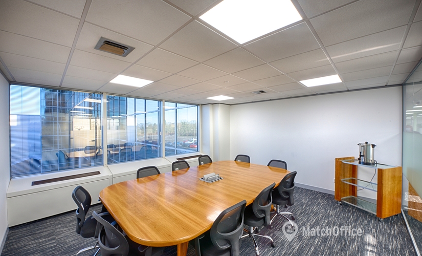 10 m² Business park in Crawley, High Street 125 (RH10 1DQ) - 1 | MatchOffice.com