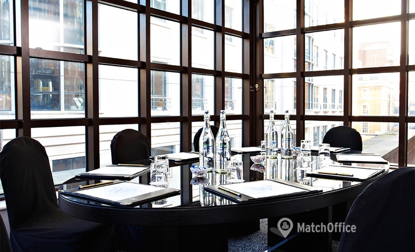 Conference space in Central London, Curzon Street 5 (W1J 5HE) - 1 | MatchOffice