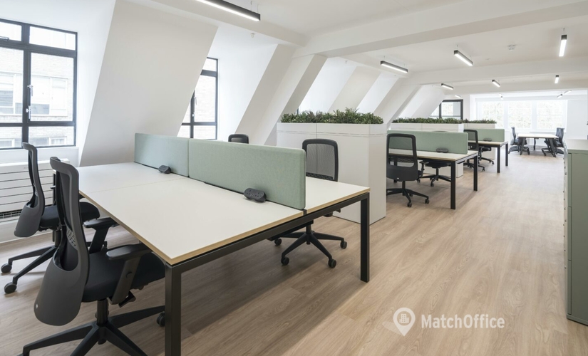 Business center 10-11 Charterhouse Square EC1M 6EE The City of London