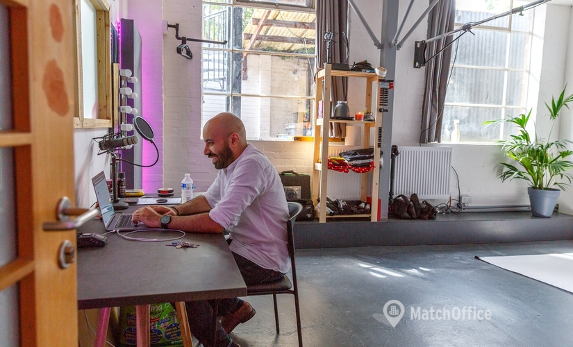  Office rental in East London, Lyon Road 17, 26 m² - MatchOffice.co.uk