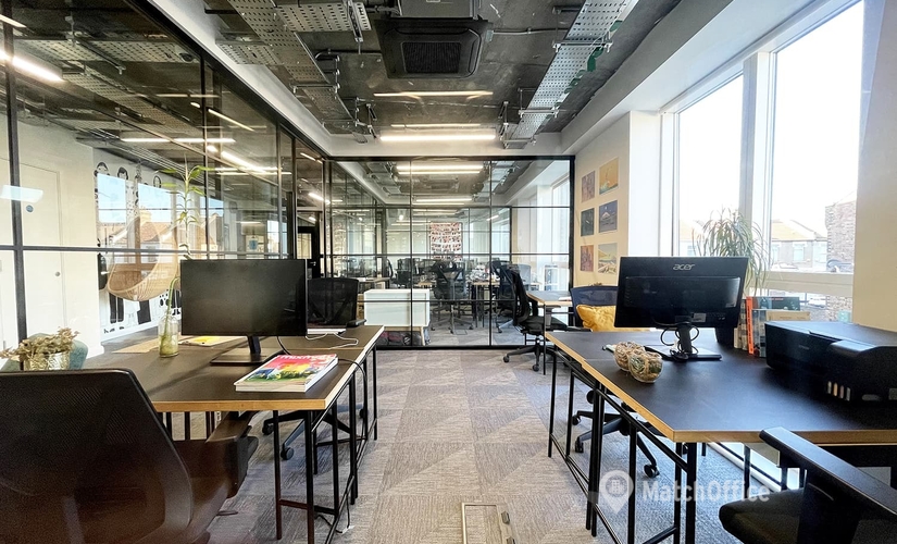  Office to rent in East London, Rookery Court 102, 150 m² - MatchOffice.co.uk