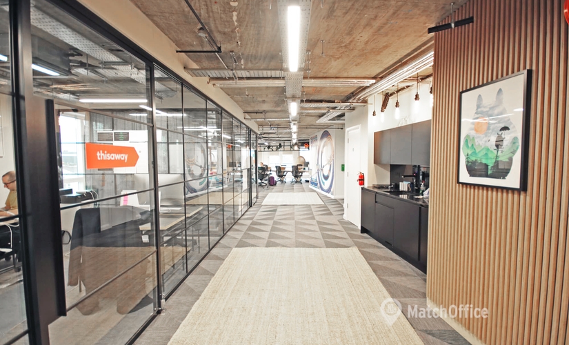 Office for rent in East London, Rookery Court 102, 150 m² - MatchOffice.co.uk