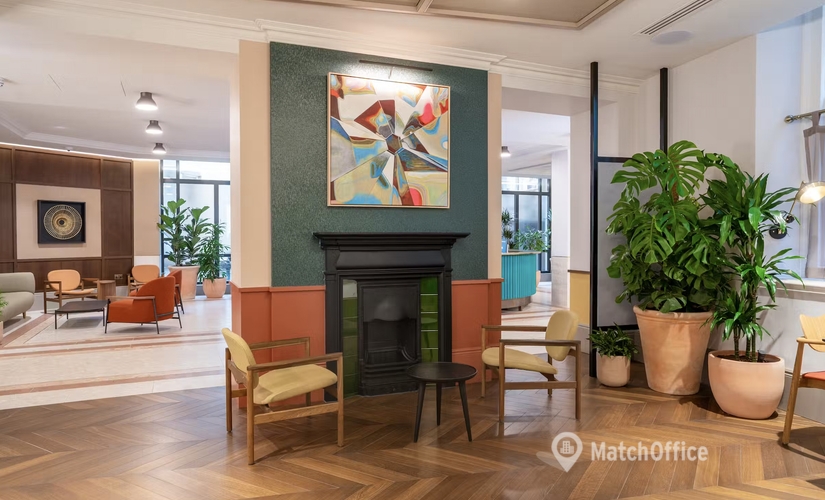 Office Salisbury House EC2M 5SQ The City of London