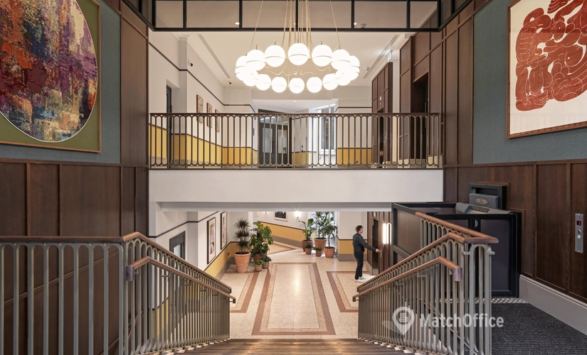 Office Salisbury House EC2M 5SQ The City of London