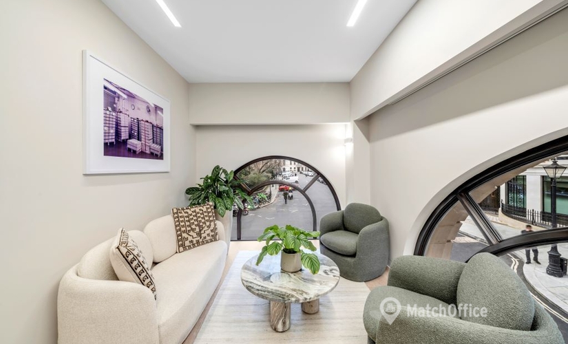 Business center 30 Saint James's Square SW1Y 4AL West London