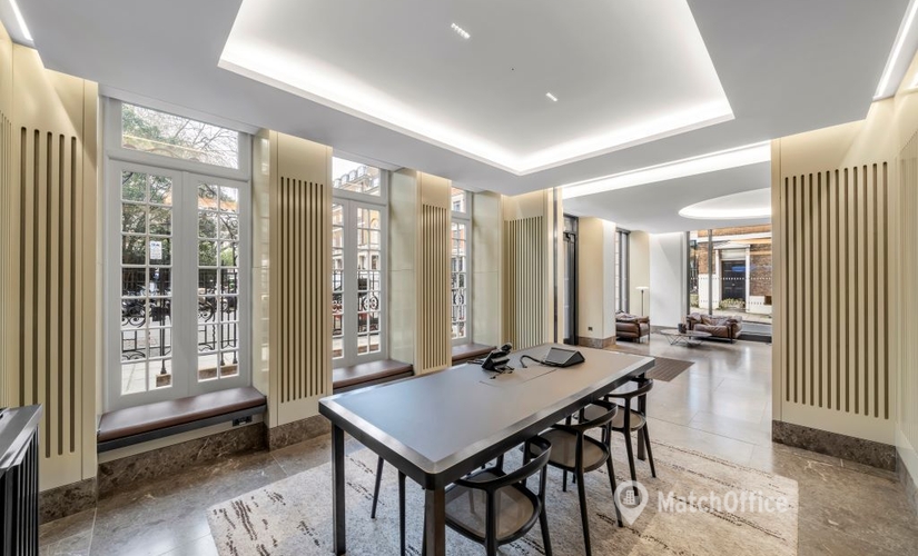 Business center 30 Saint James's Square SW1Y 4AL West London