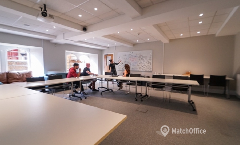 10 m² Coworking space in Bristol, Oakfield Road 16 (BS8 2AP) - 3 | MatchOffice.com