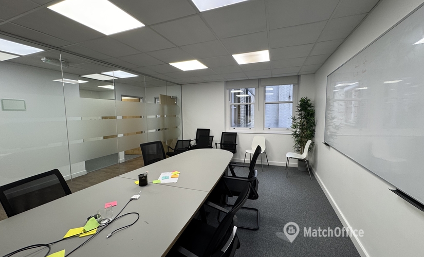  Office to let in The City of London, High Holborn 31, 251 m² - MatchOffice.co.uk