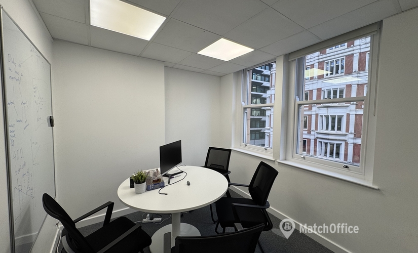  Office to let in The City of London, High Holborn 31, 251 m² - MatchOffice.co.uk