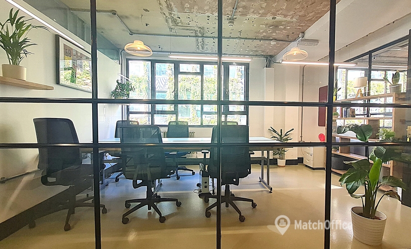 Office Bonhill Street 6-8 EC2A 4BX East London