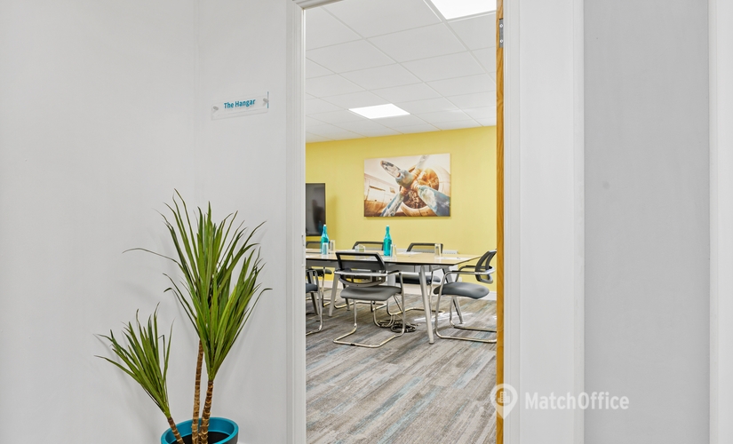 Conference hall in Gloucestershire, Tetbury Road (GL7 6JJ) - 2 | MatchOffice.com