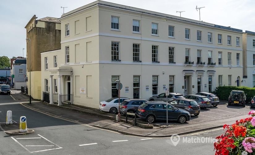 10 m² Shared workspace  in Gloucestershire, Cambray Place 29 (GL50 1JN) - 2 | MatchOffice