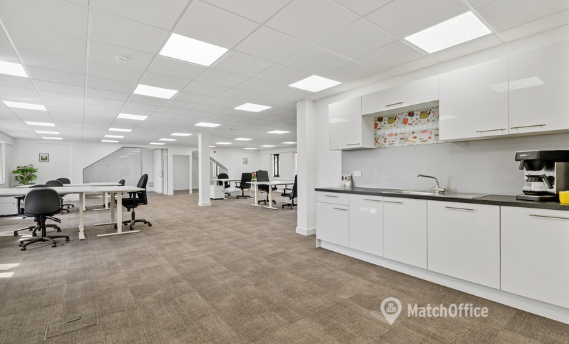 Office Tetbury Road, Cirencester GL7 6JJ Gloucestershire