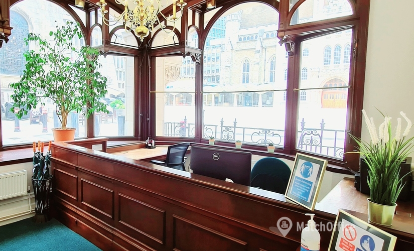 Office Blackwell House EC2V 5AE Central London