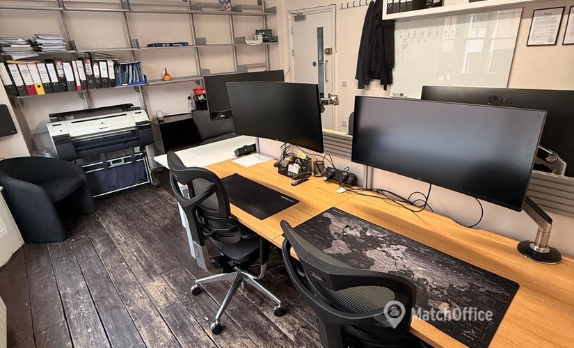 Office Eastcastle Street 37 W1W 8DR Central London