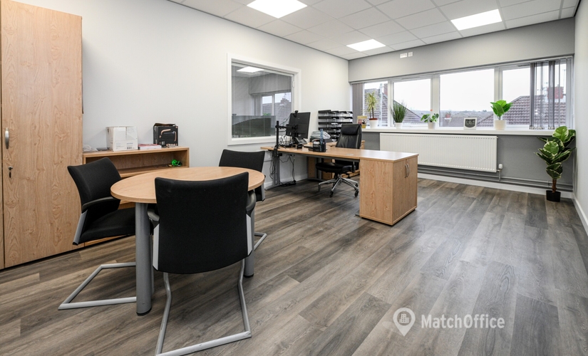 Business center in Gateshead, Queen Street 117, 200 m² - MatchOffice.co.uk