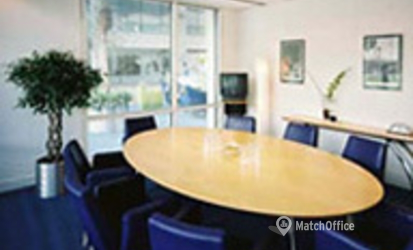 Business centre in Chertsey, 3000 Hillswood Drive, 40 m² - MatchOffice.co.uk