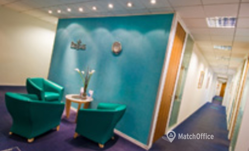  Business center  in Crawley, Shaw House, 35 m² - MatchOffice.co.uk