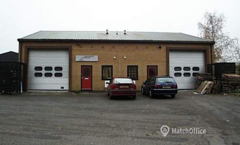 Business centre in Cinderford, Hollyhill Park, 186 m² - MatchOffice.co.uk