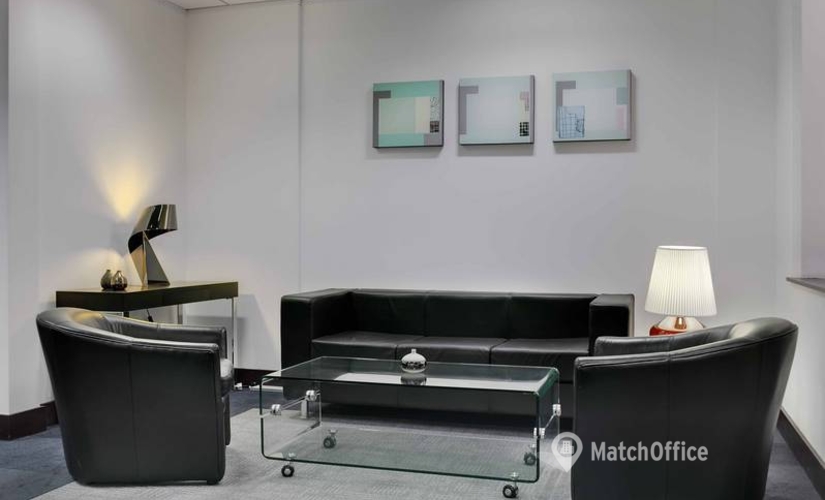Business Centre in The City of London, Holland House, 220 m² - MatchOffice.co.uk