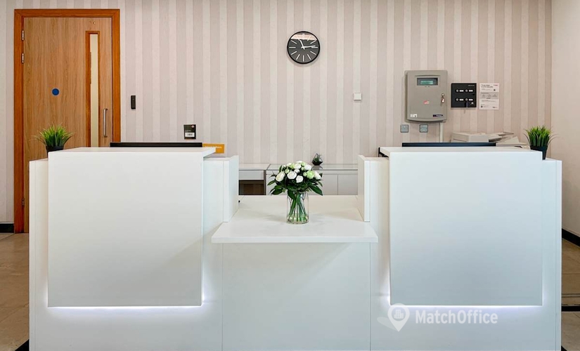 Coworking space in Bracknell, Downshire Way, 10 m² - MatchOffice.co.uk