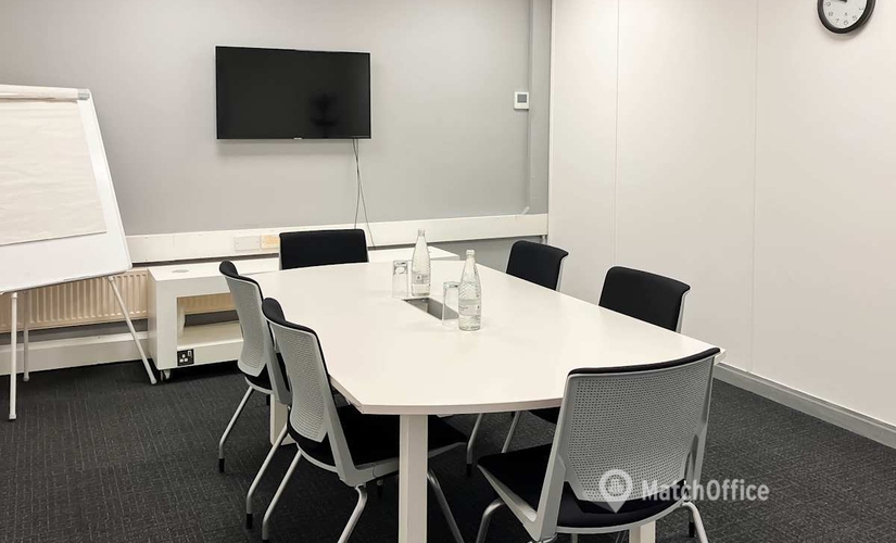 10 m² Shared workspace in Preston, The Pavilions (PR2 2YB) - 2 | MatchOffice