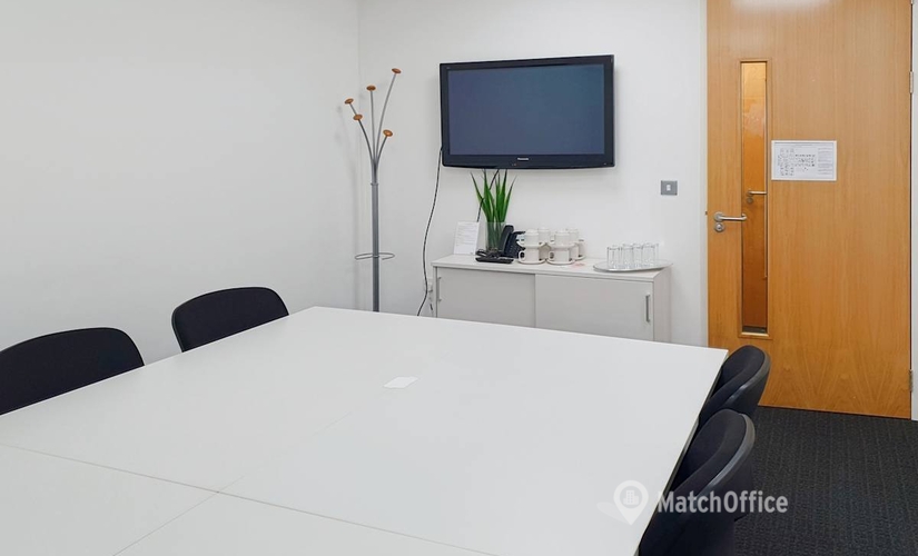 Coworking space in Horsham, Worthing Road, 10 m² - MatchOffice.co.uk