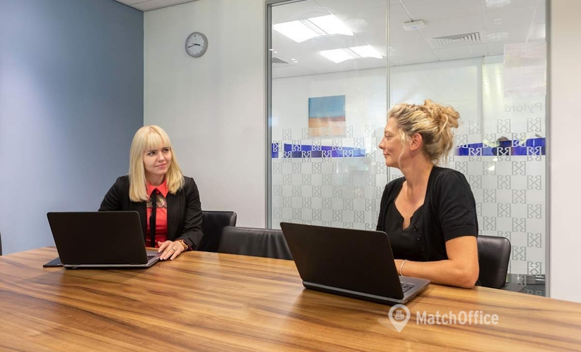 Coworkind spaces in Surrey, M25 J9/10, 10 m² - MatchOffice.co.uk