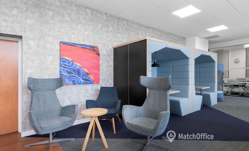 Work space in Bristol, Lower Castle Street, 10 m² - MatchOffice.co.uk