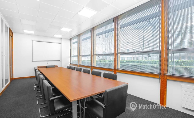  Business center  in Hayes, 6-9 The Square, 10 m² - MatchOffice.co.uk