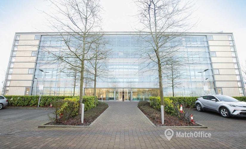 10 m² Coworking space in Hayes, 6-9 The Square (UB11 1FW) - 0 | MatchOffice.com