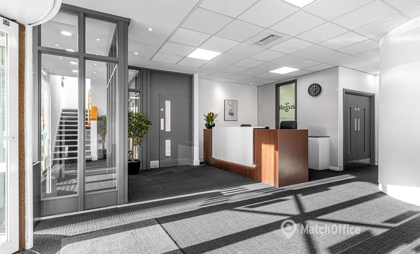 10 m² Shared workspace in High Wycombe, The Broadway (HP7 0UT) - 2 | MatchOffice