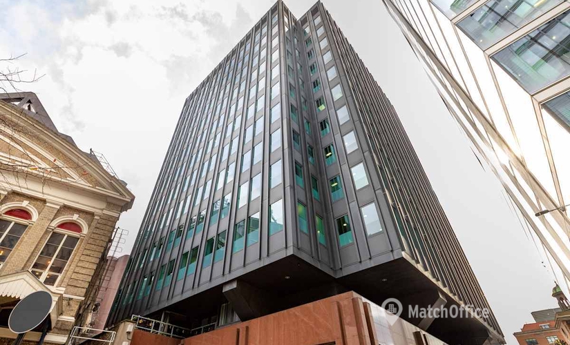 Work space in City of London, 6 London Street, 10 m² - MatchOffice.co.uk