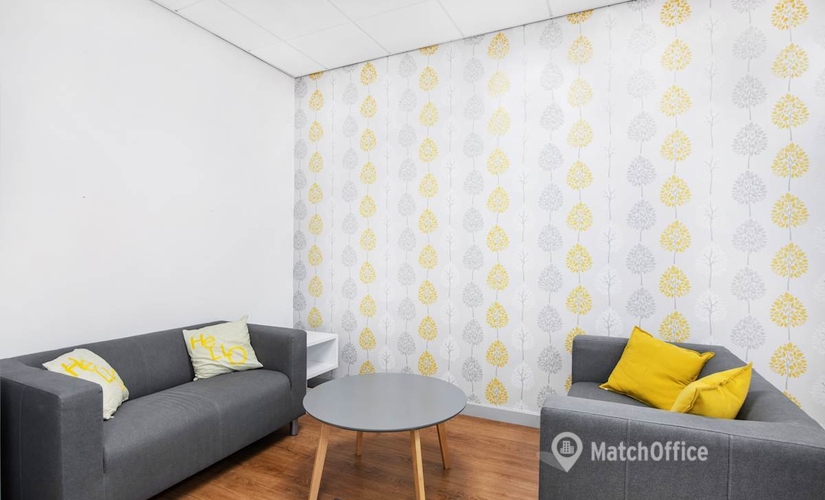  Coworking space in West Yorkshire, Salts Mill Road, 10 m² - MatchOffice.co.uk
