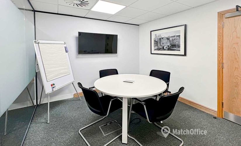 10 m² Business space in Birmingham Centre, Park House (B45 9AH) - 2 | MatchOffice.com