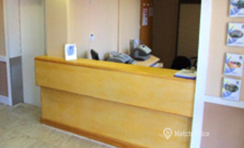 Business center  in West London, Pentax House, 22 m² - MatchOffice.co.uk
