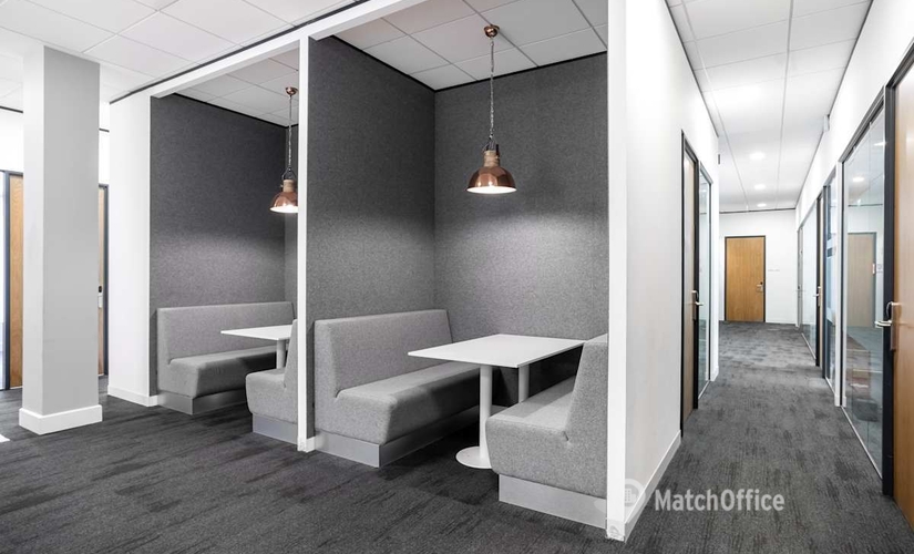 Business centre  in Surrey, The Causeway, 10 m² - MatchOffice.co.uk