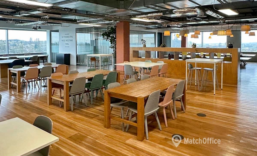  Work space in West London, 2 Lakeside Drive, 10 m² - MatchOffice.co.uk