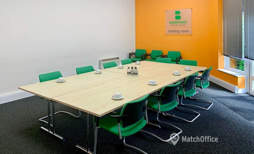 Business centre in Hampshire, Waterberry Drive, 10 m² - MatchOffice.co.uk