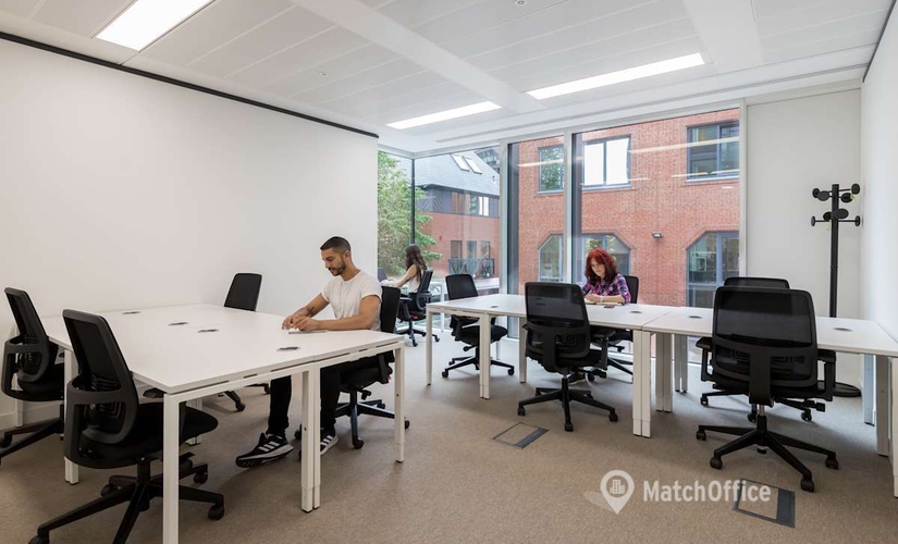 Business center in Hammersmith and Fulham, 77 Fulham Palace Road, 10 m² - MatchOffice.co.uk