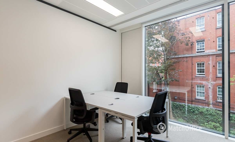 Coworking space in Hammersmith and Fulham, 77 Fulham Palace Road, 10 m² - MatchOffice.co.uk