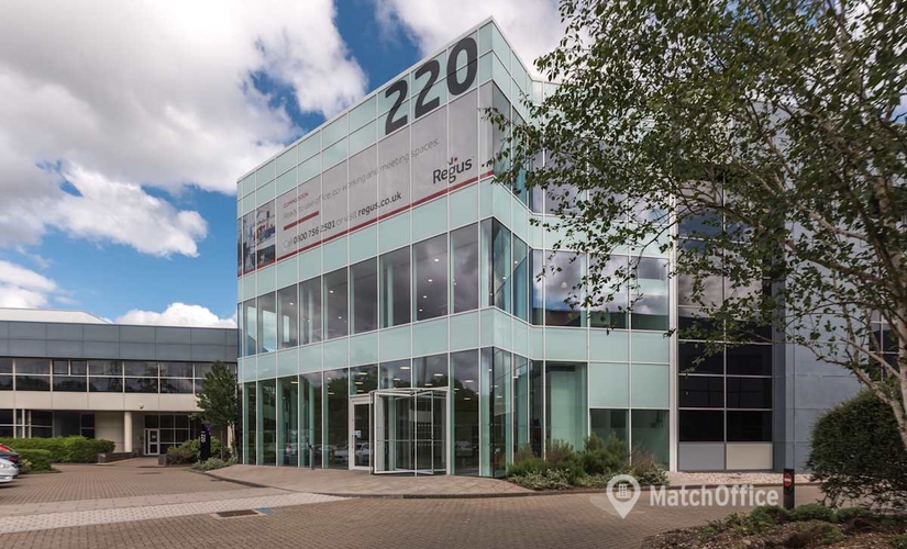 10 m² Shared office in Wokingham, Wharfedale Road (RG41 5TP) - 0 | MatchOffice